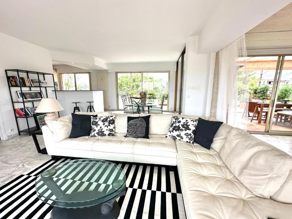 Panoramic Sea View Penthouse With Jacuzzi And 450 Sqm Terrace Antibes Exterior foto