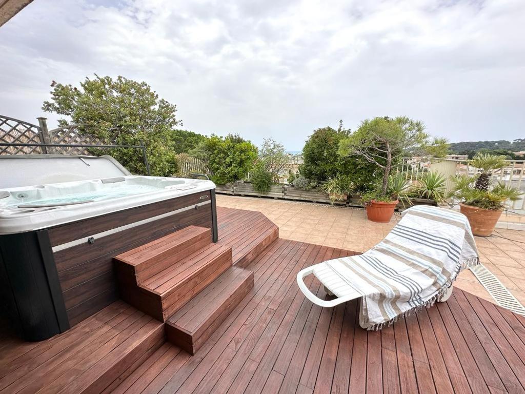 Panoramic Sea View Penthouse With Jacuzzi And 450 Sqm Terrace Antibes Exterior foto